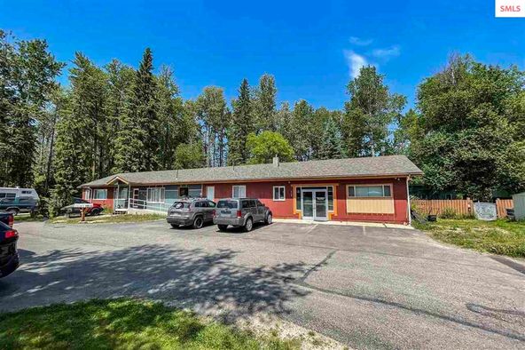 Starrs Acreage: 830 Kootenai Cutoff Rd, Sandpoint, ID 83864